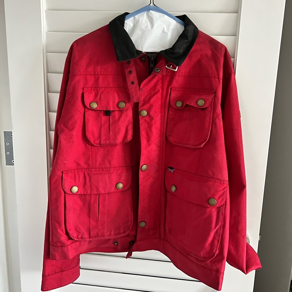 Herring Bexley Peregrine UK Jacket with Leather Collar in Red